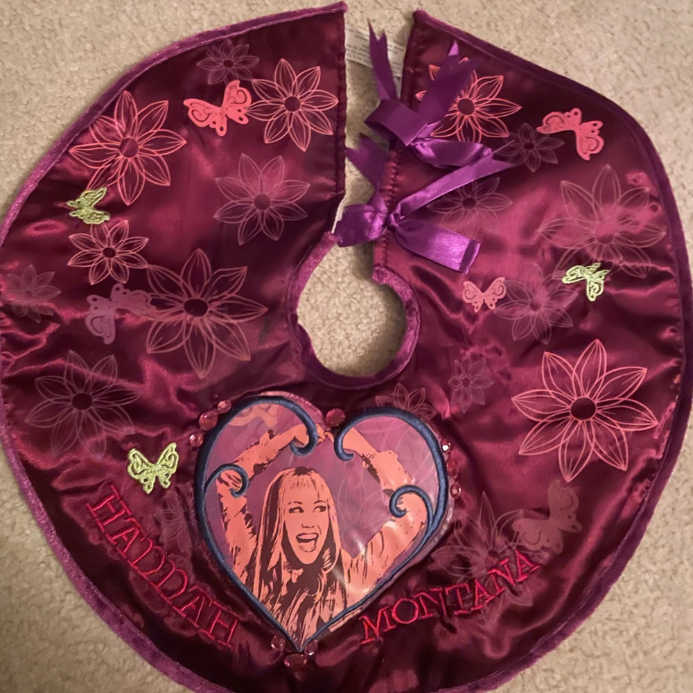 MINI Hannah Montana 18” Christmas Tree Skirt